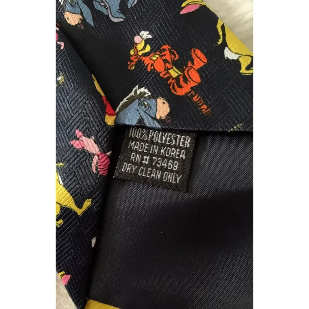Pooh bear and friends tie Tigger rabbit vintage
